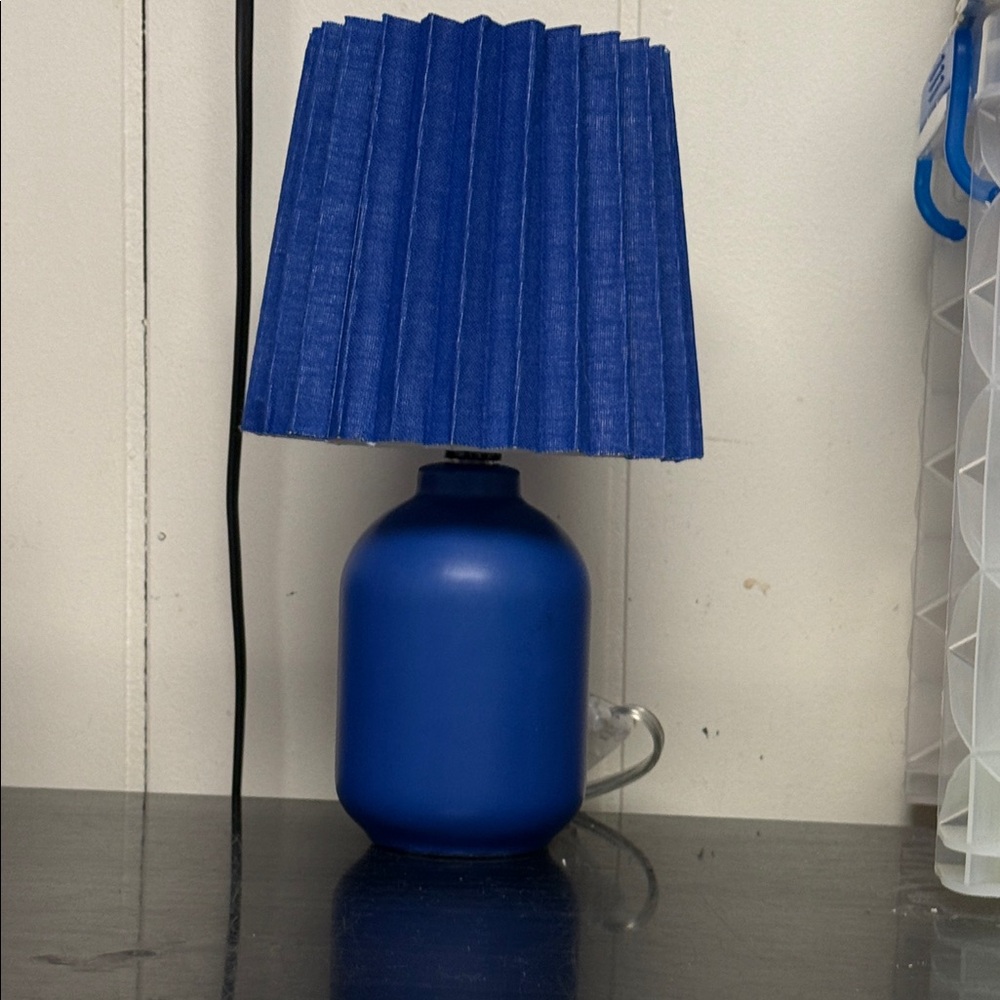 Elegant Blue Table Lamp